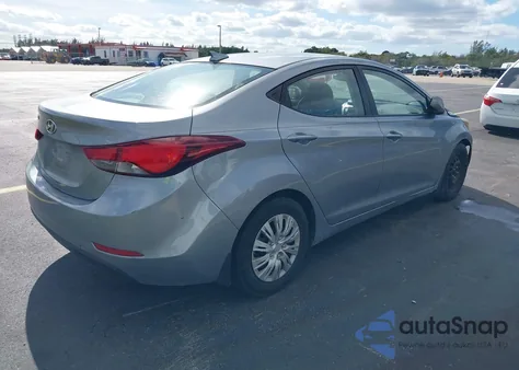 2016 Hyundai Elantra Se z USA, uszkodzony, nr VIN 5NPDH4AE5GH670166